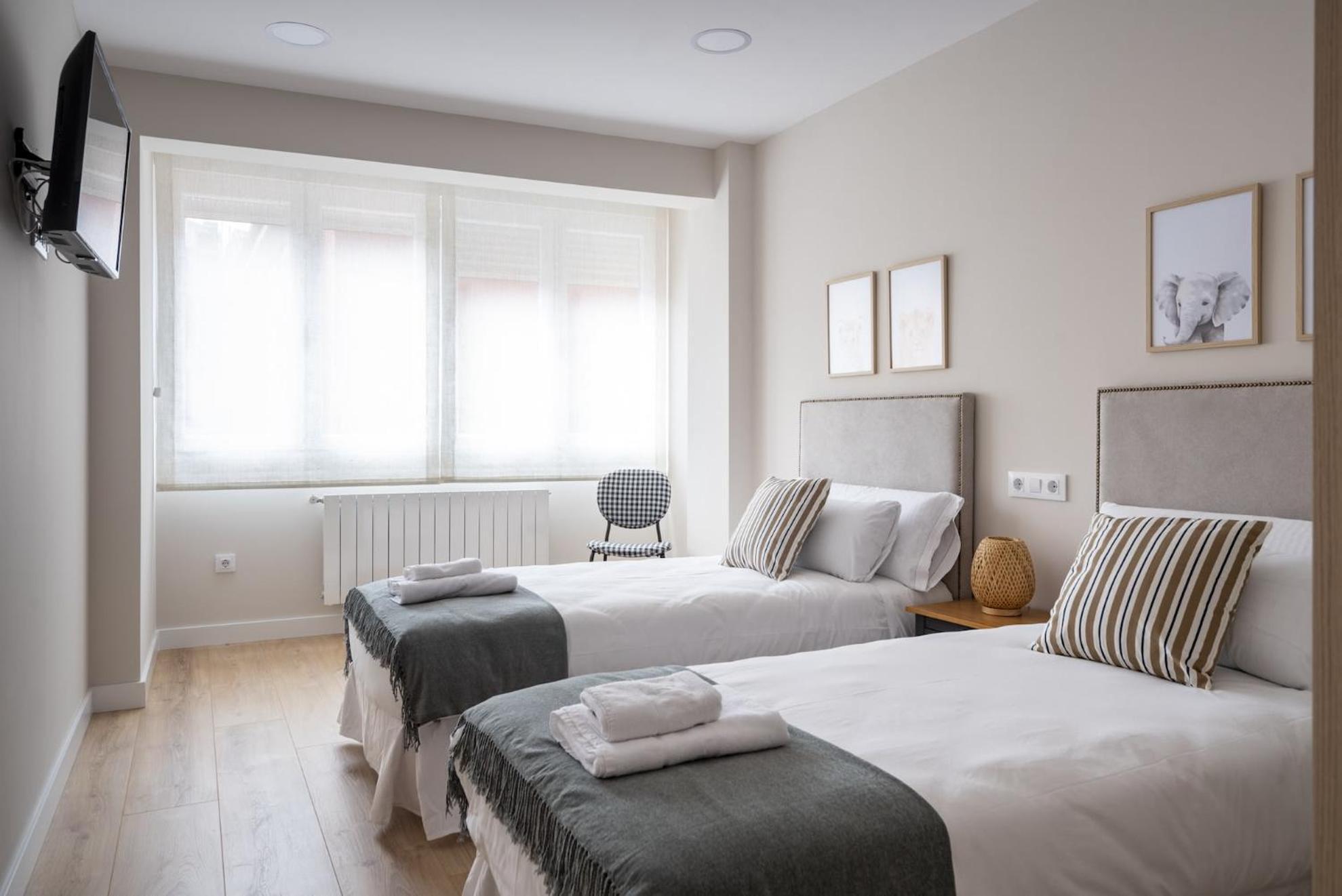 Elegante Apartamento En El Centro. Nuevo! Santander Bagian luar foto